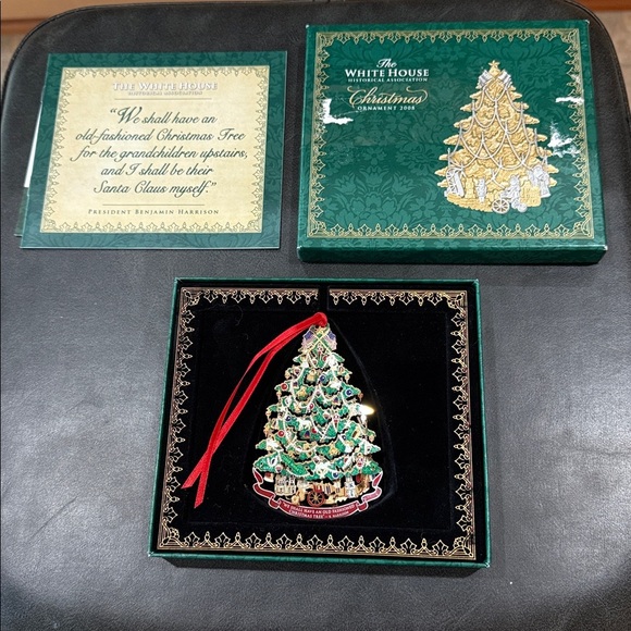 The White House Historical Association 2008 ornament - Picture 2 of 3
